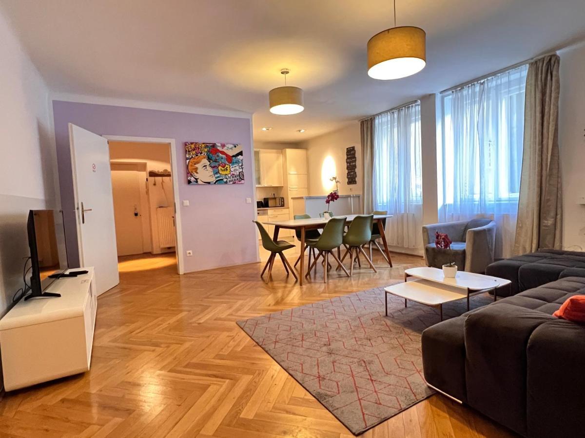 Exclusive Apartment Center Vienna Luaran gambar