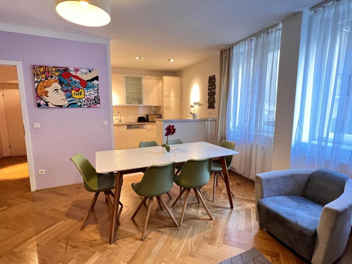 Exclusive Apartment Center Vienna Luaran gambar